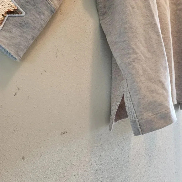 NWT 525 America Oatmeal Pullover Oversized Sweater Sequined Star Sleeve Medium - Picture 5 of 7